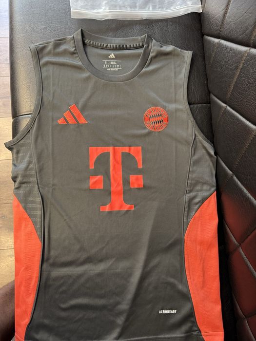 Fato de treino do Bayern Munich,  novo