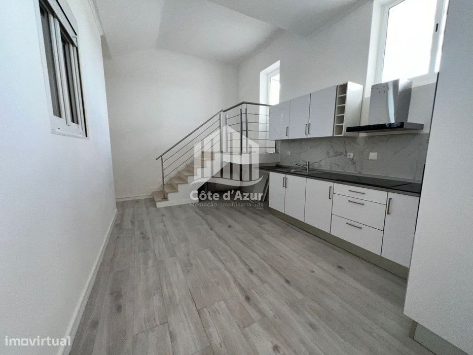 Oportunidade de Negócio: Loja em Rés-do-Chão no Barreiro