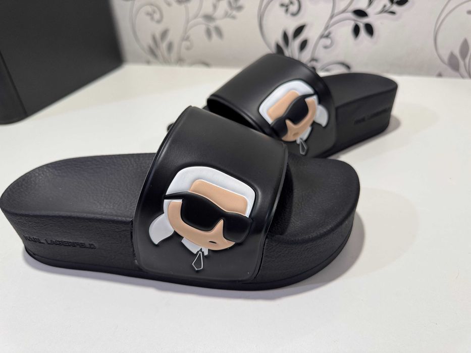 Жіночі шльопанці Karl Lagerfeld, 39р