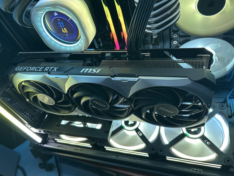 MSI RTX 4090 ventos 3x OC