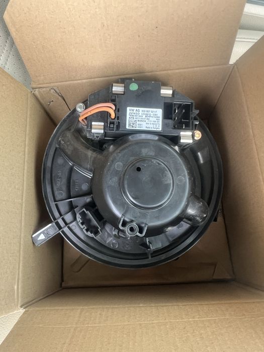 Вентилятор пічки Volkswagen Passat B7