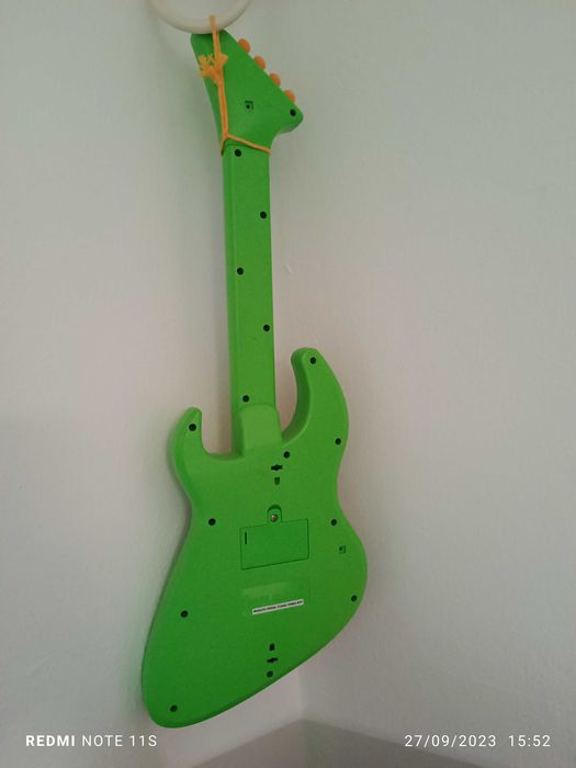 Guitarra Oficial Canal Panda