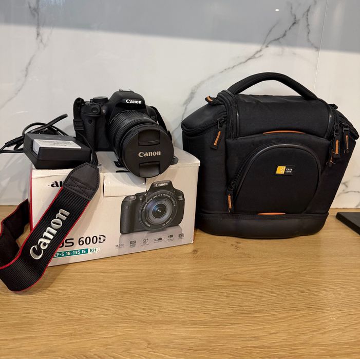 Фотоапарат Canon 600D…