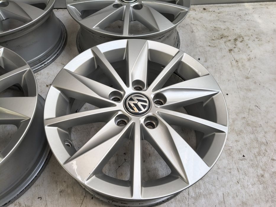 Felgi aluminiowe 15 Vw Golf Touran Passat 5x112