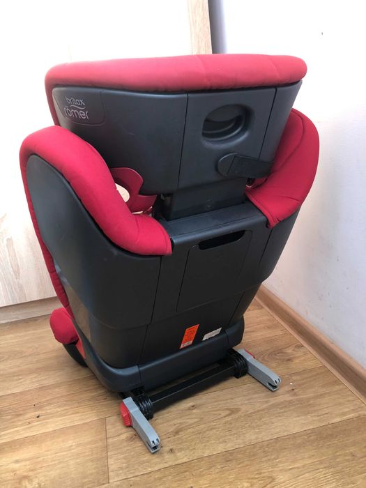 Дитяче автомобільне крісло Britax Romer Kidfix (15-36 кг)