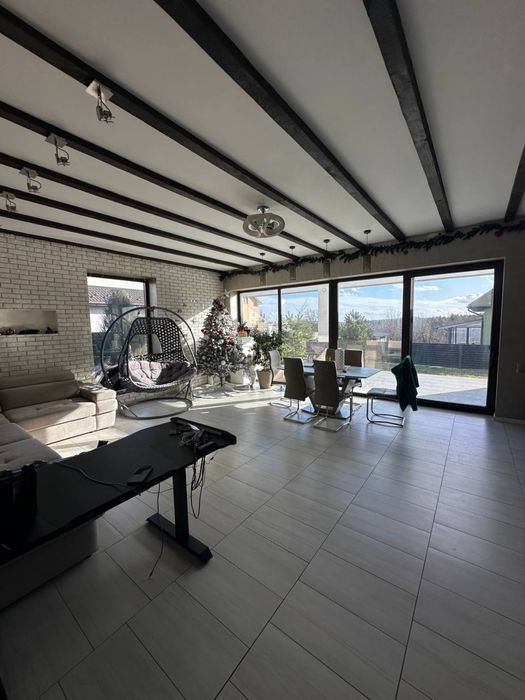 Продаж будинку з ремонтом, с. Збиранка