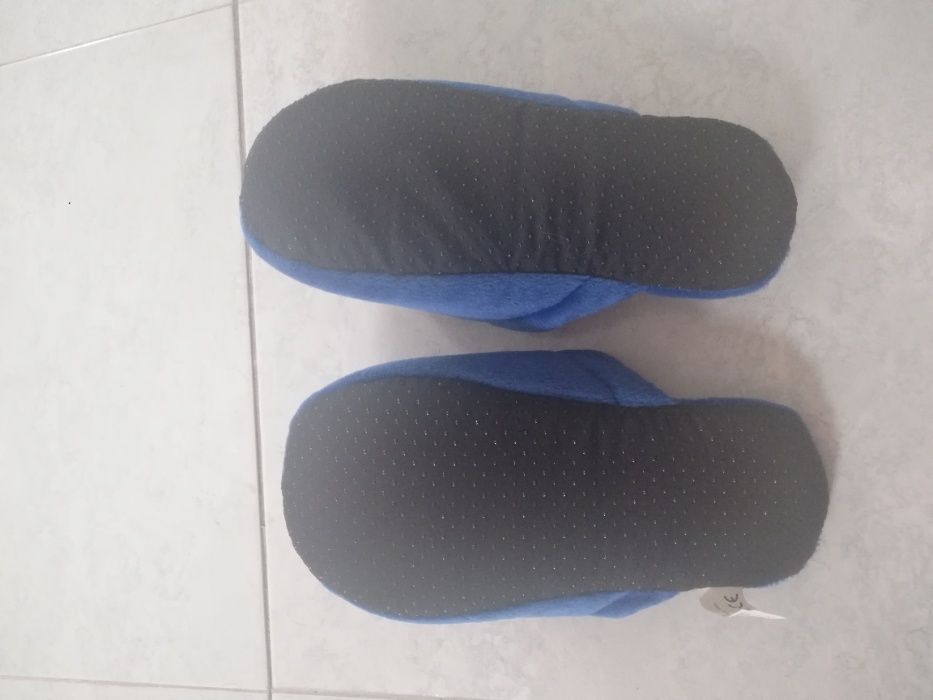 Chinelos  - 28 cm - Novos com etiqueta