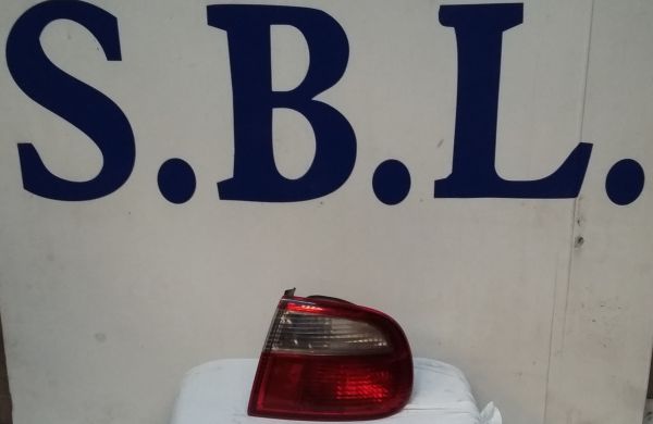 Farolim direito SEAT Toledo II (1M2)