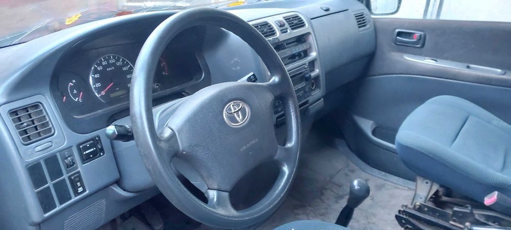 СРОЧНО ! Продам повнопривідний Toyota Hiace 2008 р