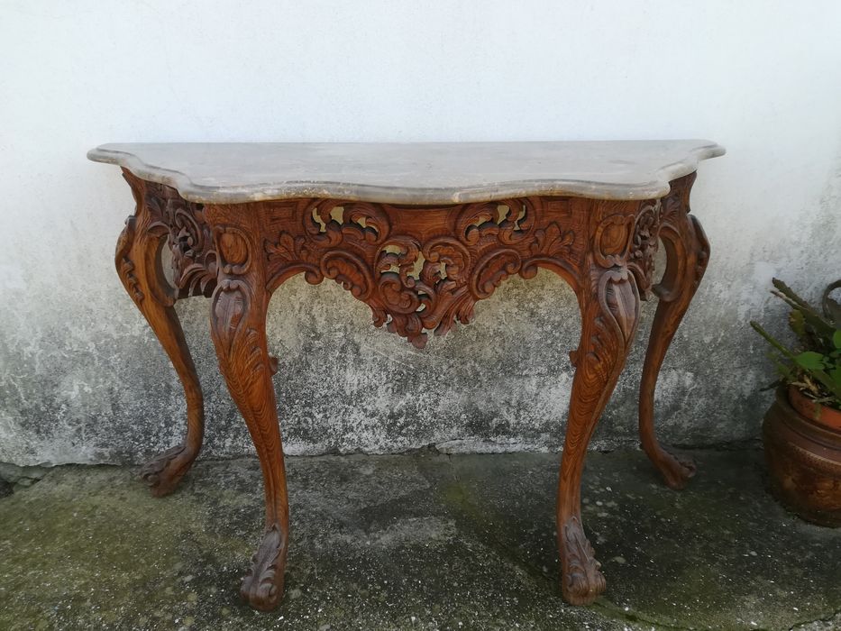 Aparador com  espelho antigo