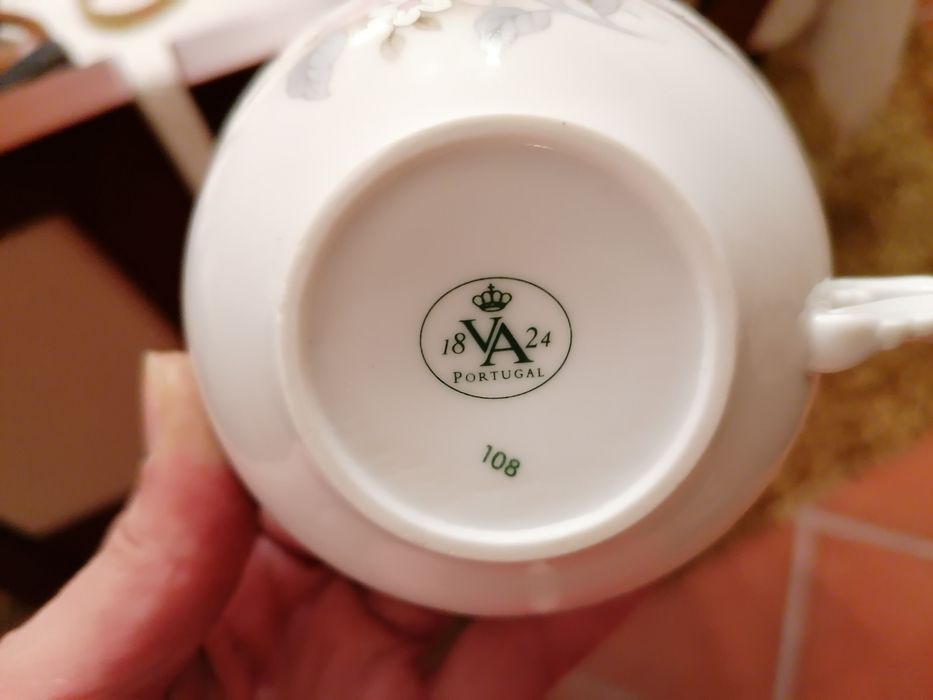 Serviço de café e chá (54peças) da Vista Alegre- novo