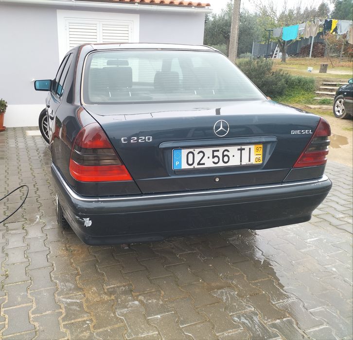 Mercedes Benz C220