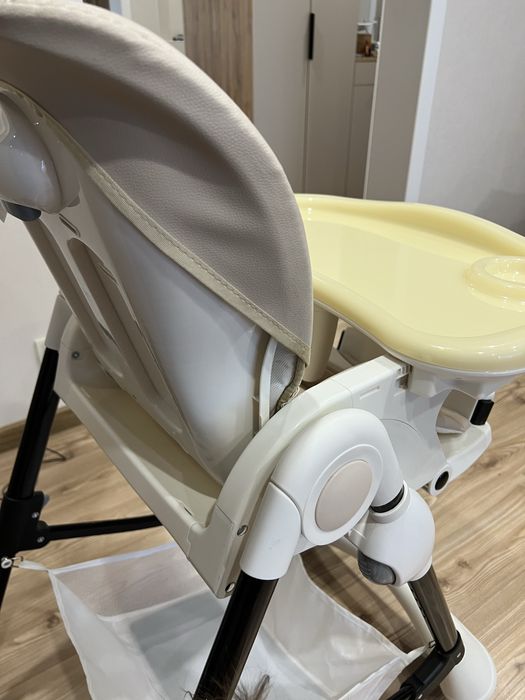 Стілець для годування Carrello Slella