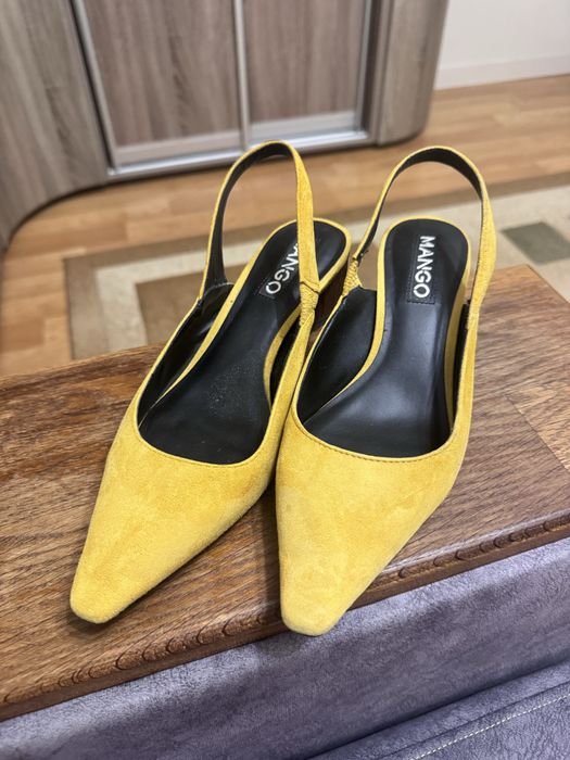Босоніжки mango