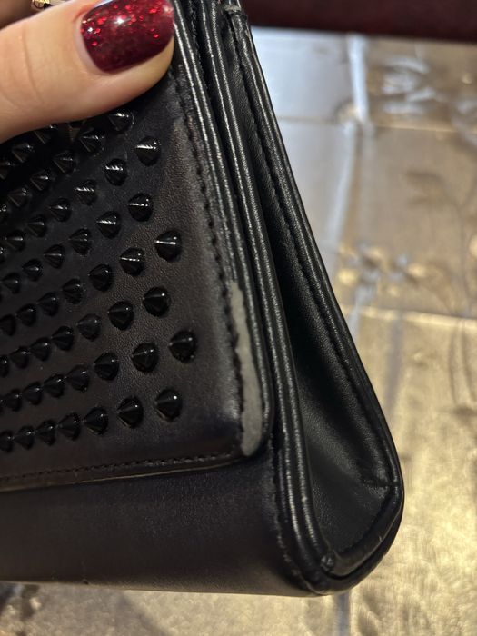 Christian Louboutin сумочка з шипами