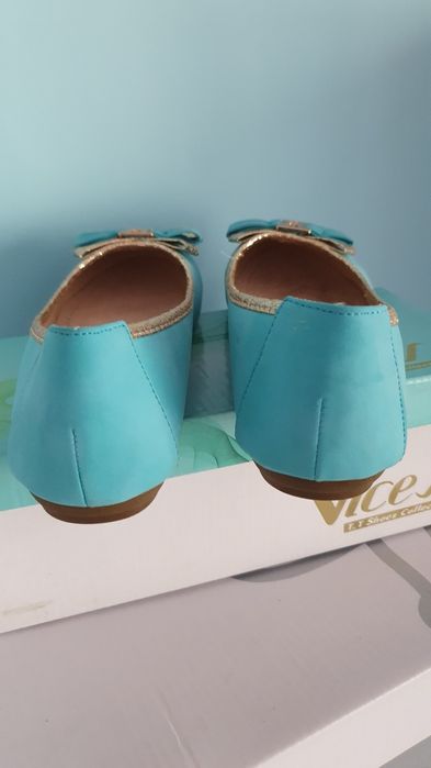 Baleriny nowe w kolorze blue z ozdobami rozmiar 37 / wkładka 23.2 cm