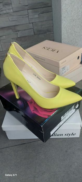 Nowe piękne szpileczki. Nowe. 39r.