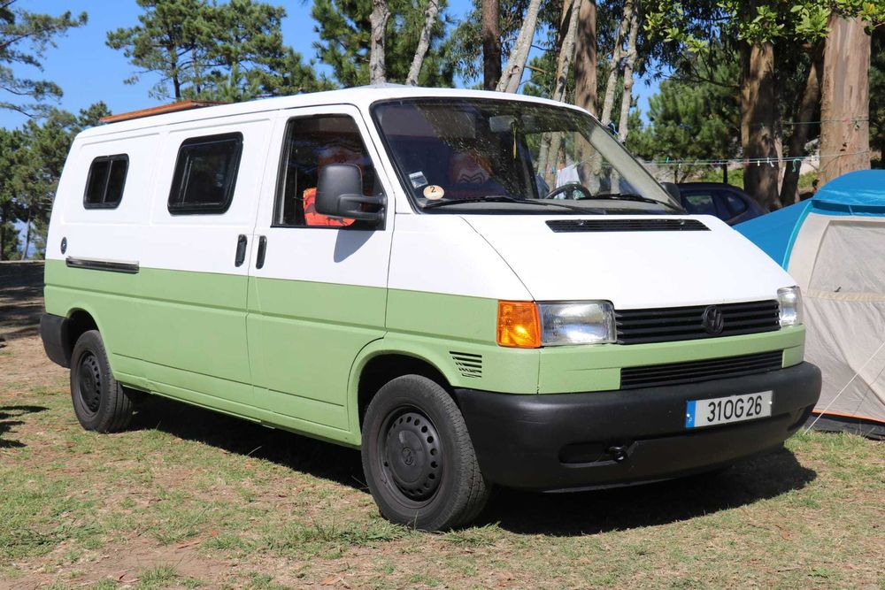 Carrinha Camper / Autocaravana – Pronta para Aventuras