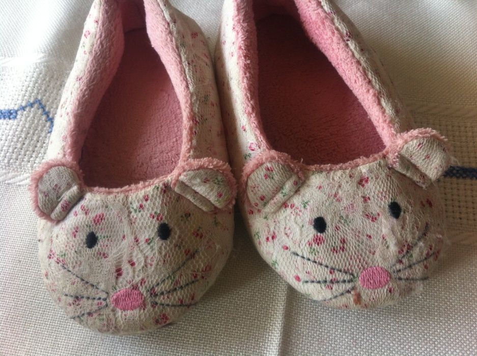 sapatilhas tipo alpercatas Benetton - 3 anos