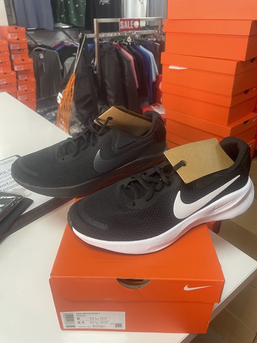 Кросівки Nike REVOLUTION 7 fb2207-005 FB2207-001 кроссовки