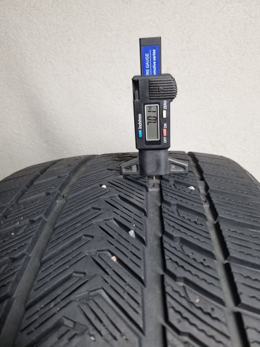 Шини Резина 285.35.20