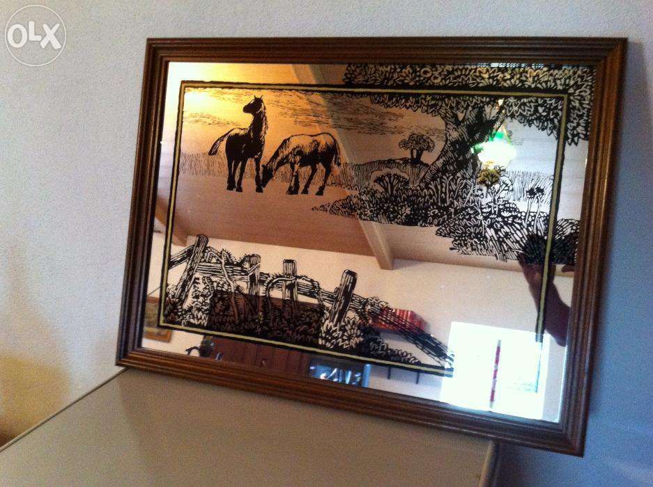 Mirrored Frames64585230770819121