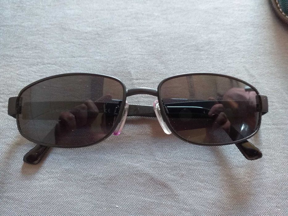 Vendo óculos de sol marca sergio tacehini.