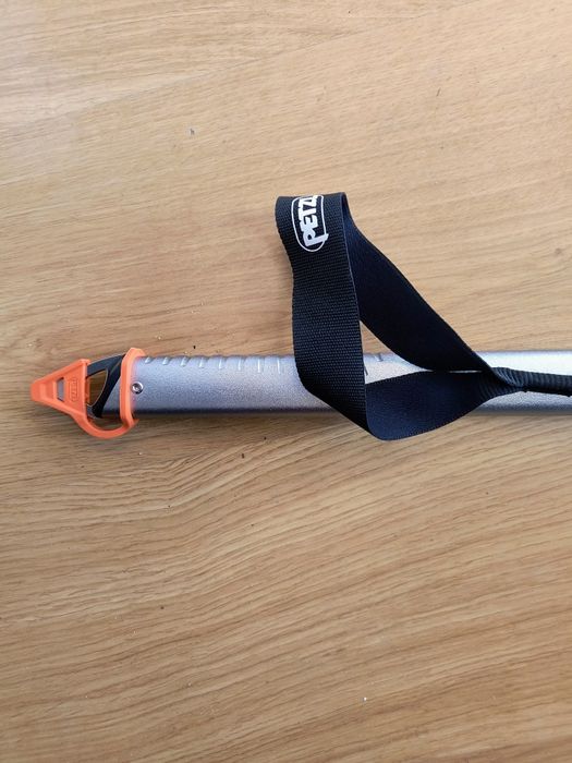 Czekan turystyczny Petzl Glacier Linkin 60cm