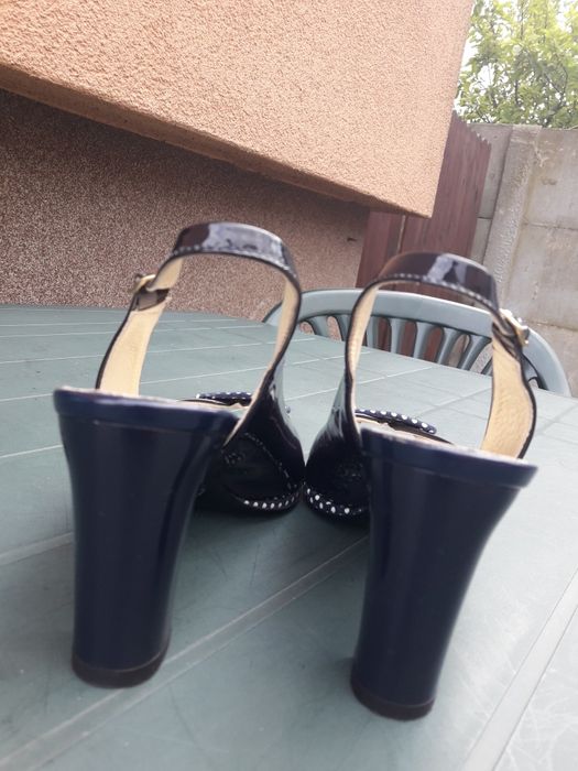 Buty granatowe eleganckie bez pięt i palcy