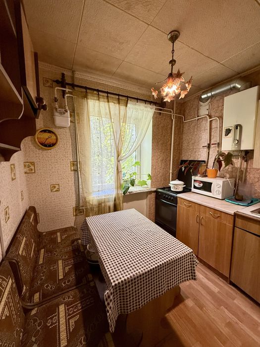 Продаж 2 кім. Квартири вул. Аношкіна (Відродження)