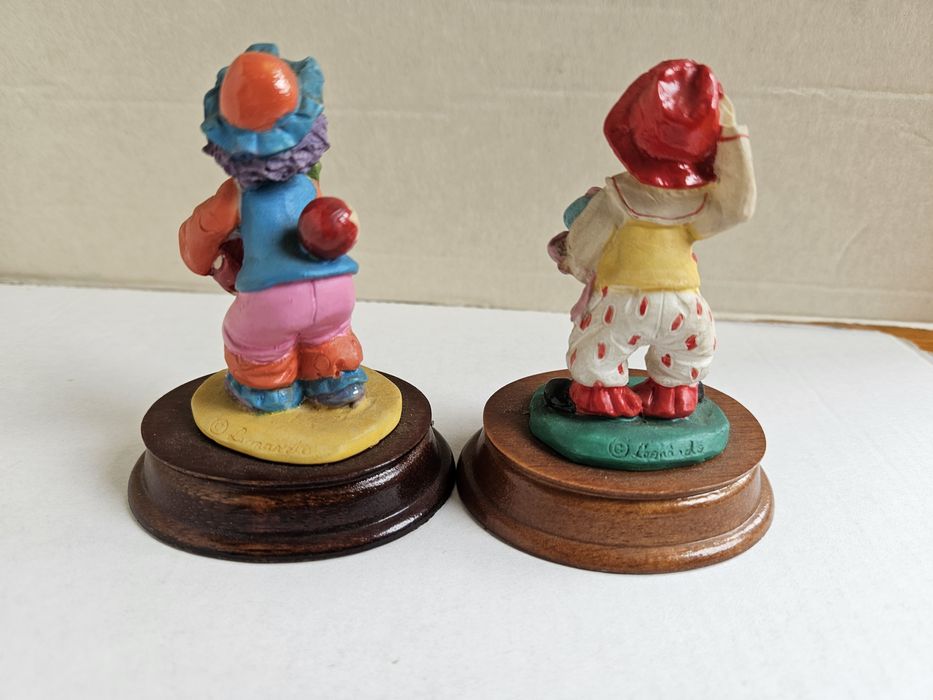 Conjunto 2 Figuras Palhaço de Circo Leonardo