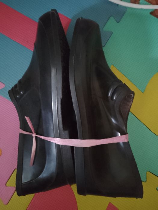 Продам новые калоши 40 р-р