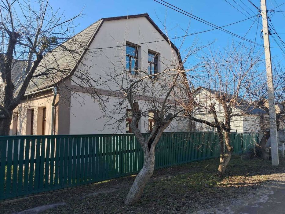 Боярка продам дом 92м2 по улице  Топачевського Академика (Короленка)
