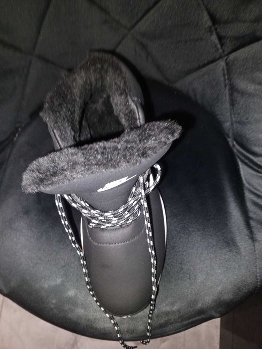 Buty zimowe damskie trapery