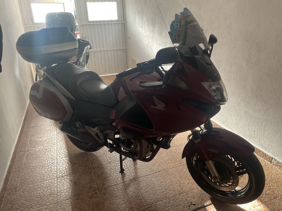 Vendo Honda NT 700