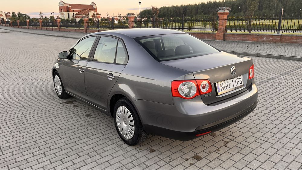Sprzedam VW Jetta 1.6 benzyna