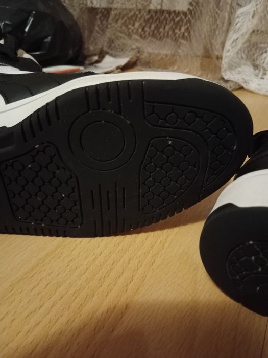 Buty Puma 39 chłopięce