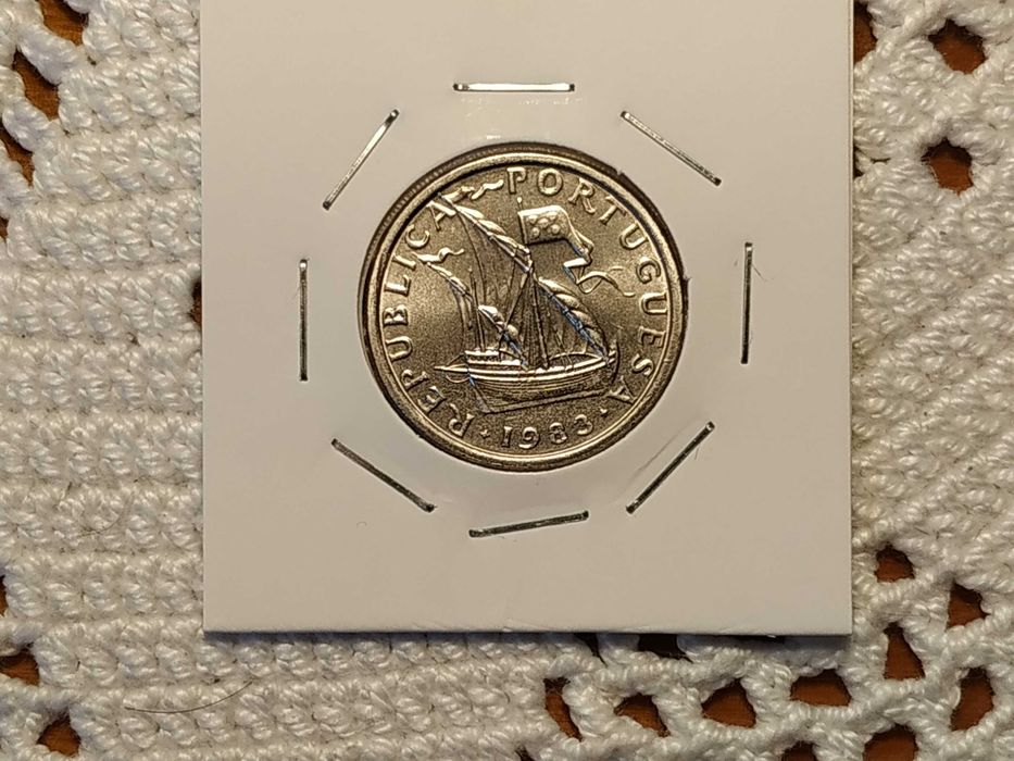 Portugal - 1983 5 Escudos Coin