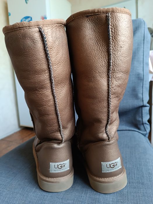 Уггі жіночі натуральні, р.39