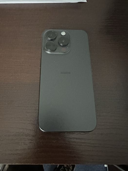 Iphone 15 Pro, 256 GB stan bardzo dobry