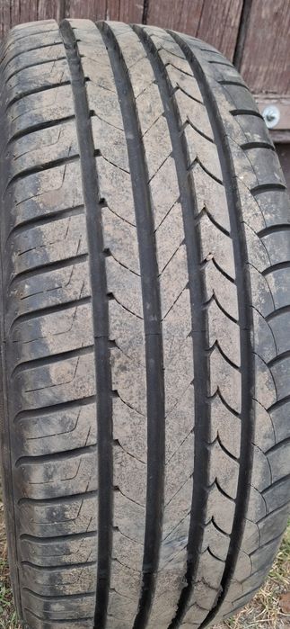 Opona 195/60R15 Goodear