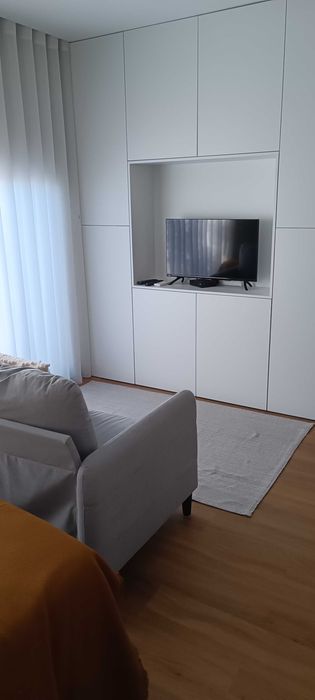 Apartamento T0, COMO NOVO. No Porto (perto IPO, Hospital SJ, Polo Universitário)