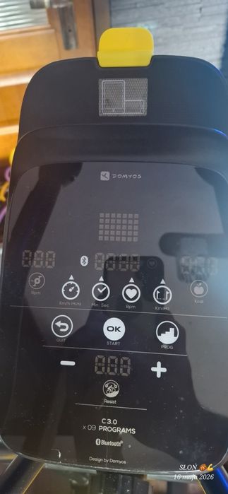 Rower eliptyczny DOMYOS EL520 zasilany siła mięśni