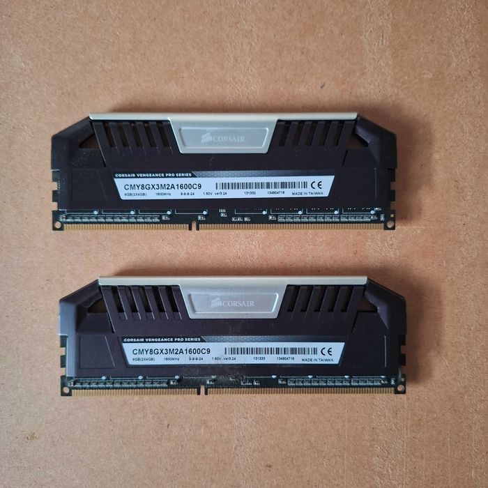 Memória RAM Corsair Vengeance Pro Series 8GB (2x4GB)