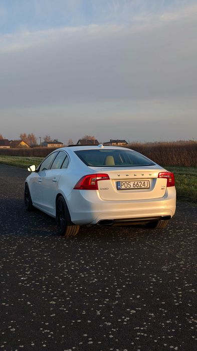 Volvo S60 T5 AWD