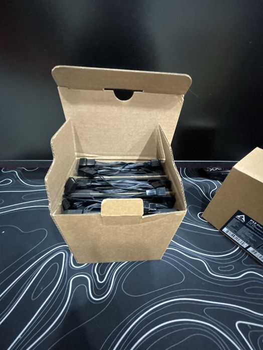 Ventoinha 120mm Arctic P12 Pro A-RGB 3000RPM 4 Pinos PWM (Pack 3)