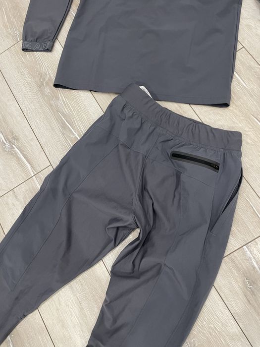 Спортивний костюм Under Armour