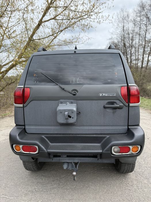Nissan Terrano II