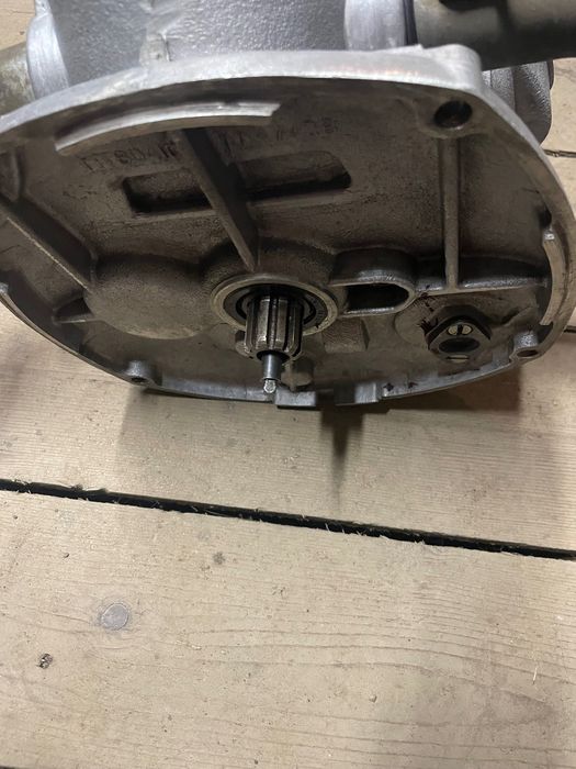 Коробка передач Днепр Мт