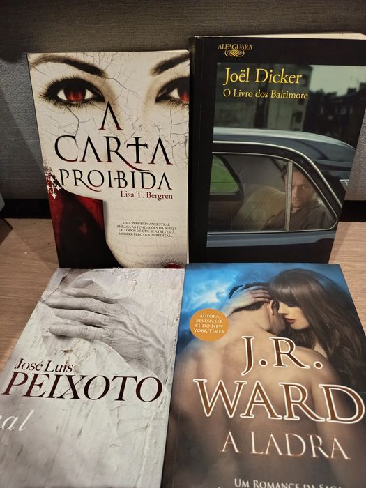 Livros Nora Roberts, Kristin Hannah, Sylvia Day,  etc...